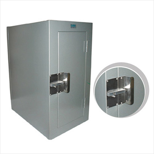 Passa-chassis de 02 portas em aço pintado Passa-chassis de 02 portas em aço pintado